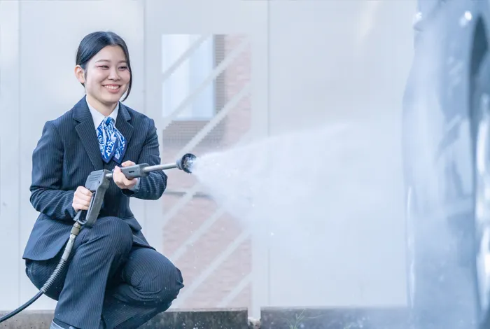 高圧洗浄機完備・拭き上げ不要